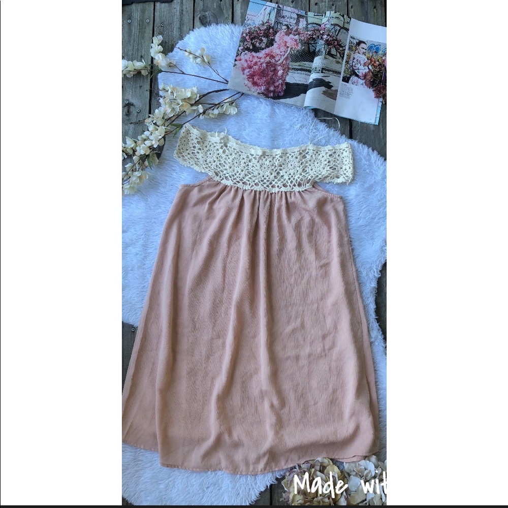 shoulder crochet trim dress
